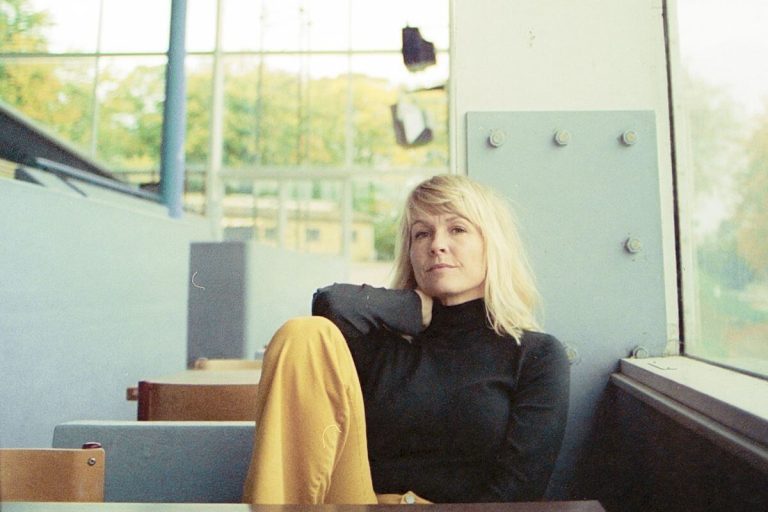30. September: Minikoncert med Signe Svendsen